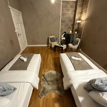 Pensjonat Eco Haven Central *
