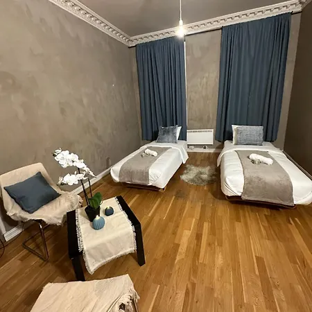 Pensjonat Eco Haven Central *